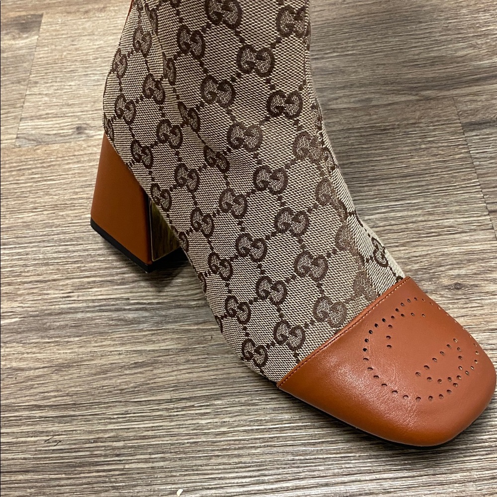 Luxury Women's Heeled Boots - Picture 2 of 12